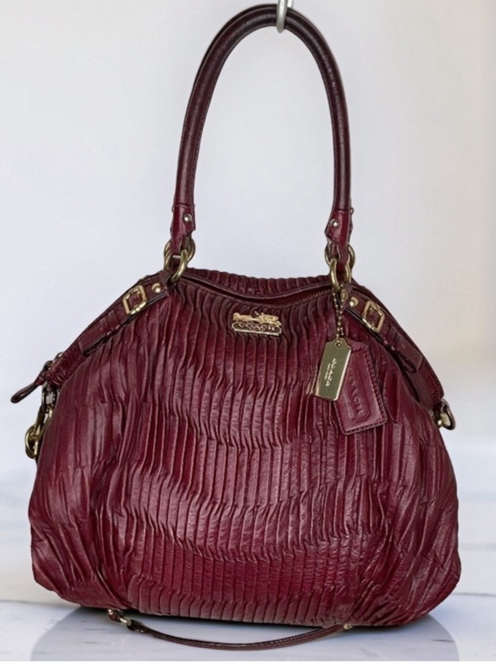Coach Ashley Bordeaux burgundy Y2K Vintage,gold bar tag,charm,engraved branding - Picture 6 of 15